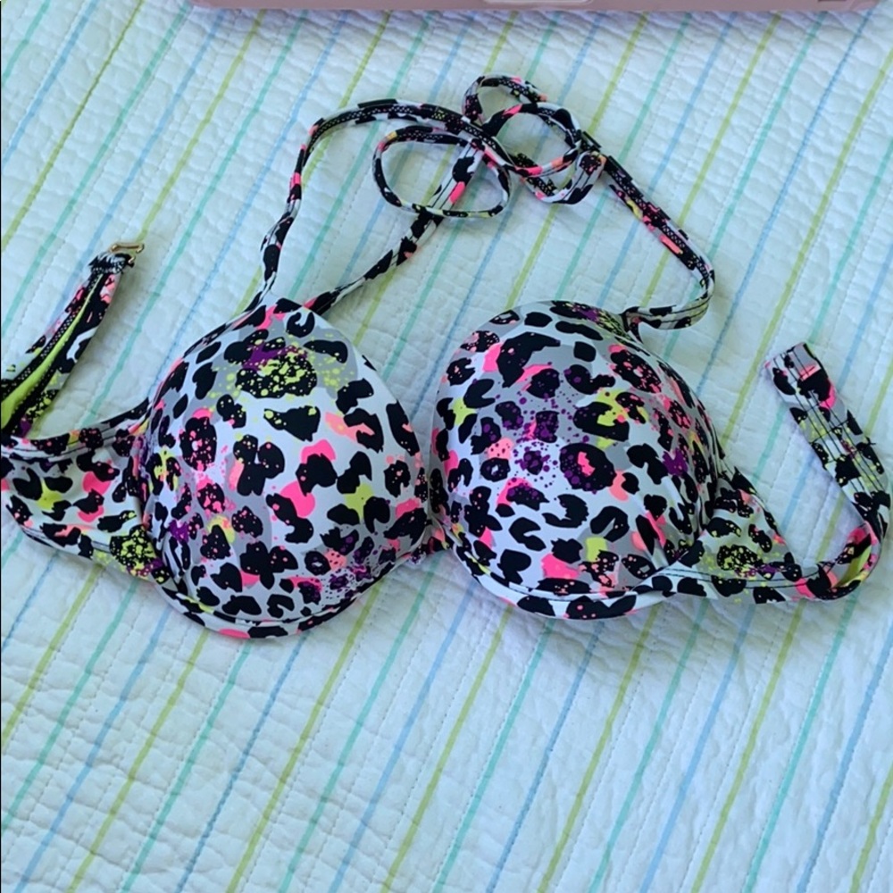 Mandee’s Cheetah Bathing Suit Top